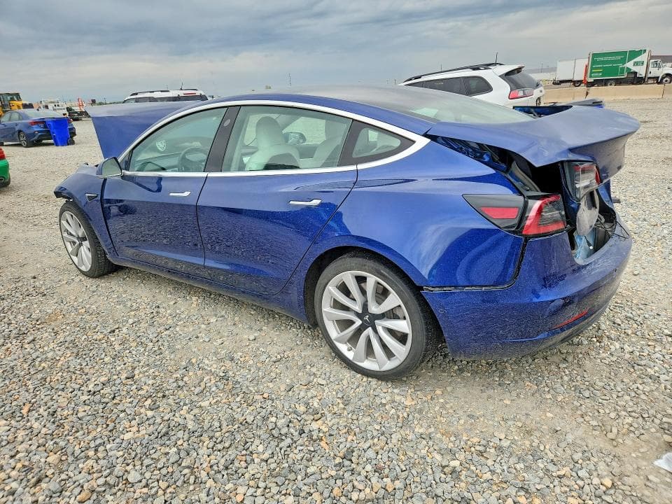 2020 TESLA MODEL 3 2