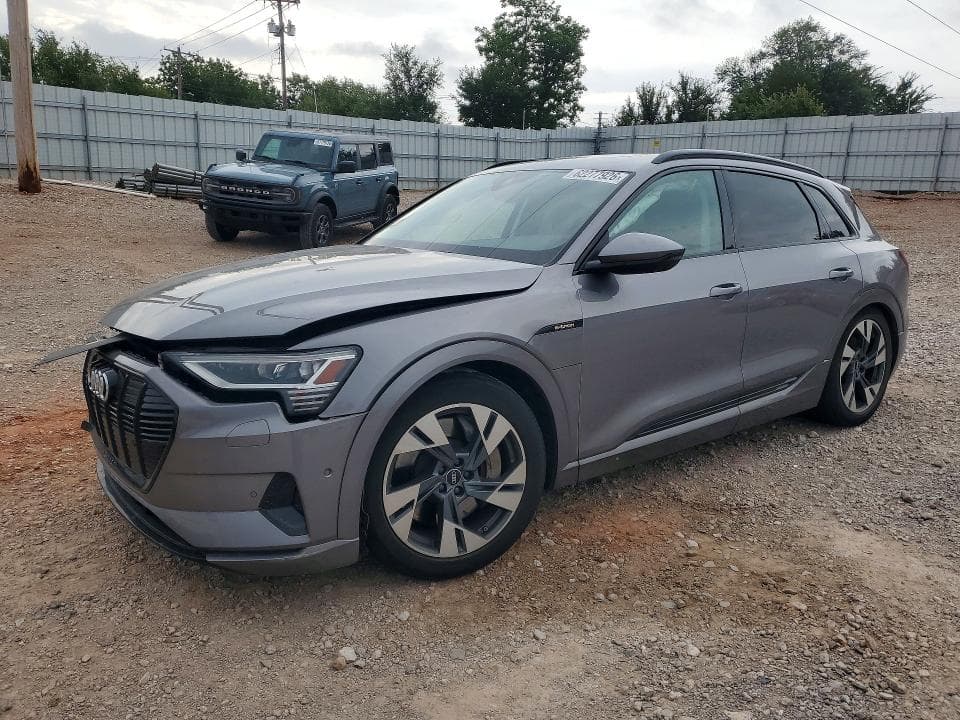 2022 AUDI E-TRON PREMIUM - 1