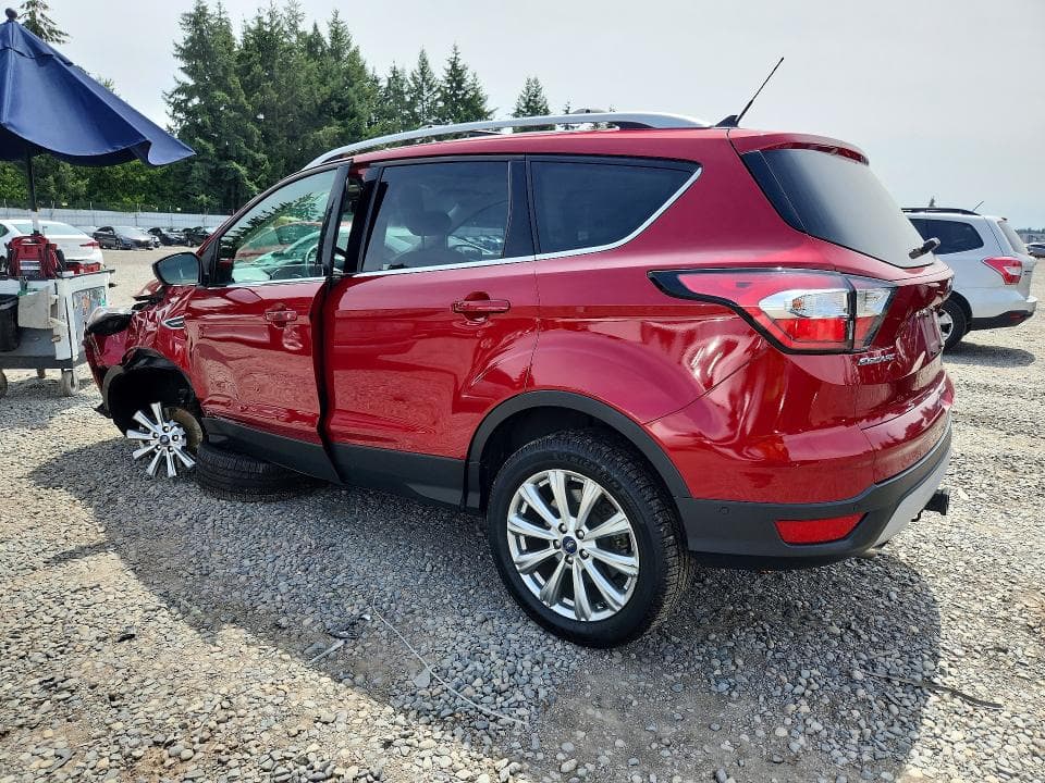 2018 FORD ESCAPE TITANIUM 2