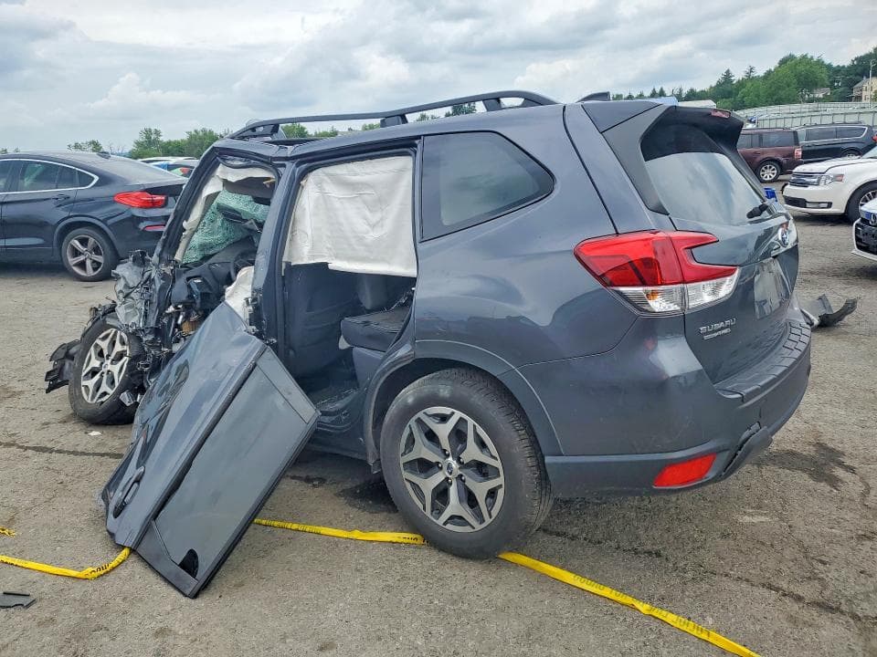 2024 SUBARU FORESTER PREMIUM 2