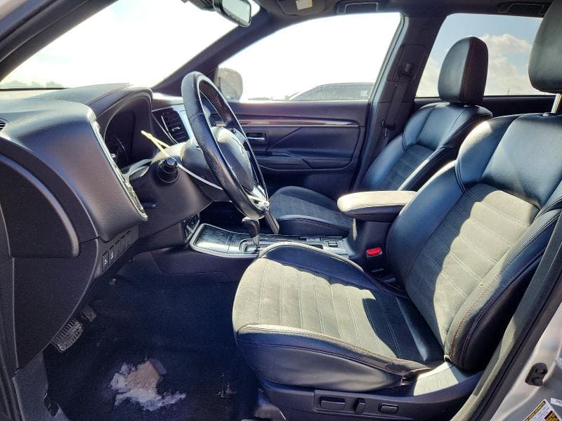 2020 MITSUBISHI OUTLANDER SE 7