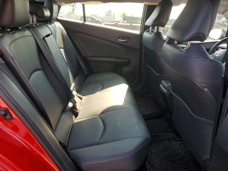2018 TOYOTA PRIUS FOUR 10