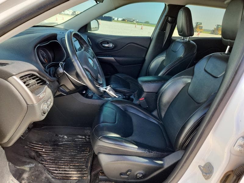 2019 JEEP CHEROKEE LATITUDE PLUS 7