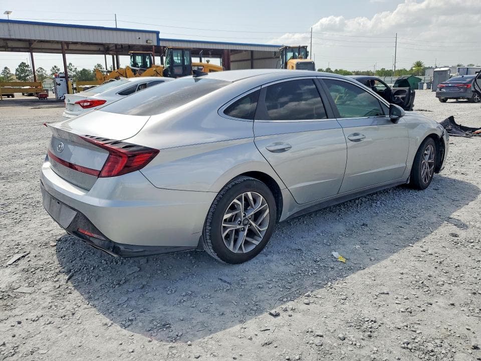 2020 HYUNDAI SONATA SEL 3