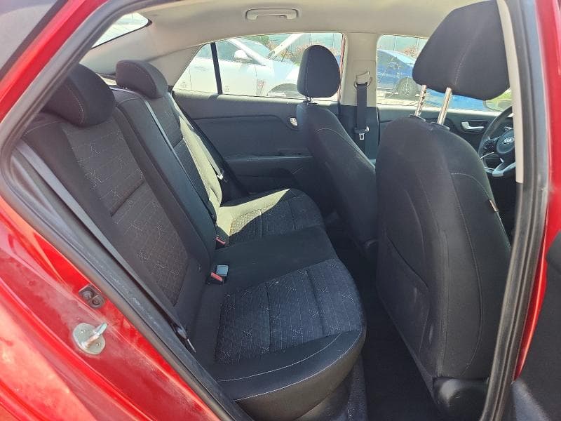 2021 KIA RIO S 10
