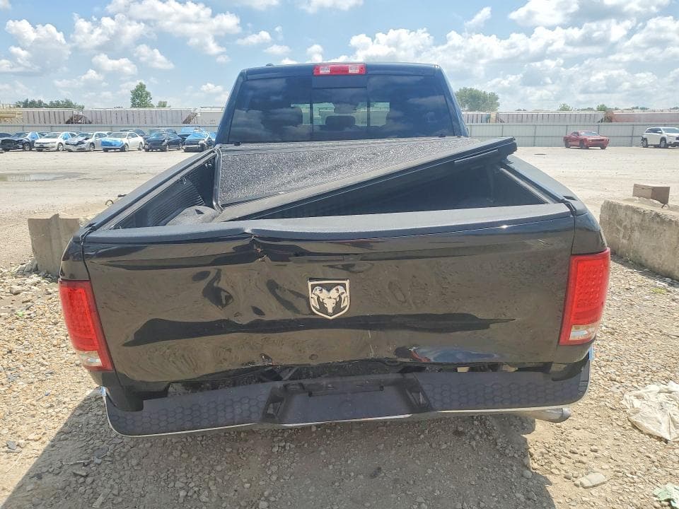 2017 RAM 1500 SLT 6