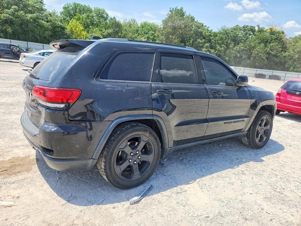 2019 JEEP GRAND CHEROKEE LAREDO 3
