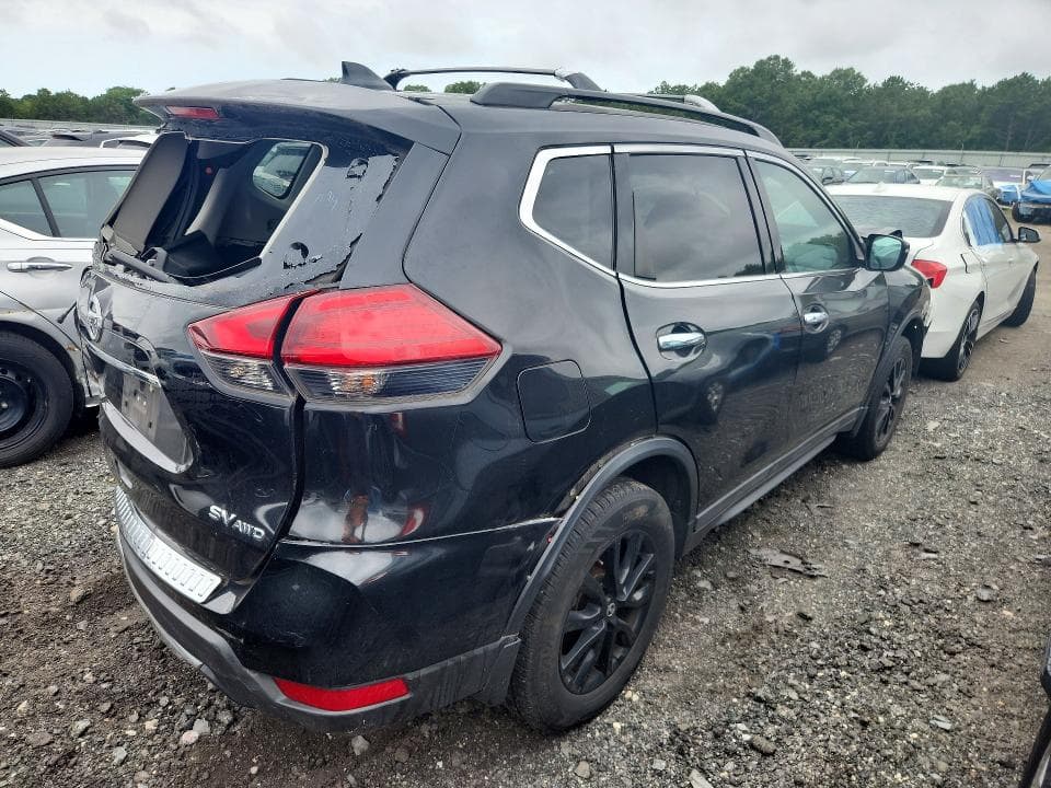 2017 NISSAN ROGUE SV 3