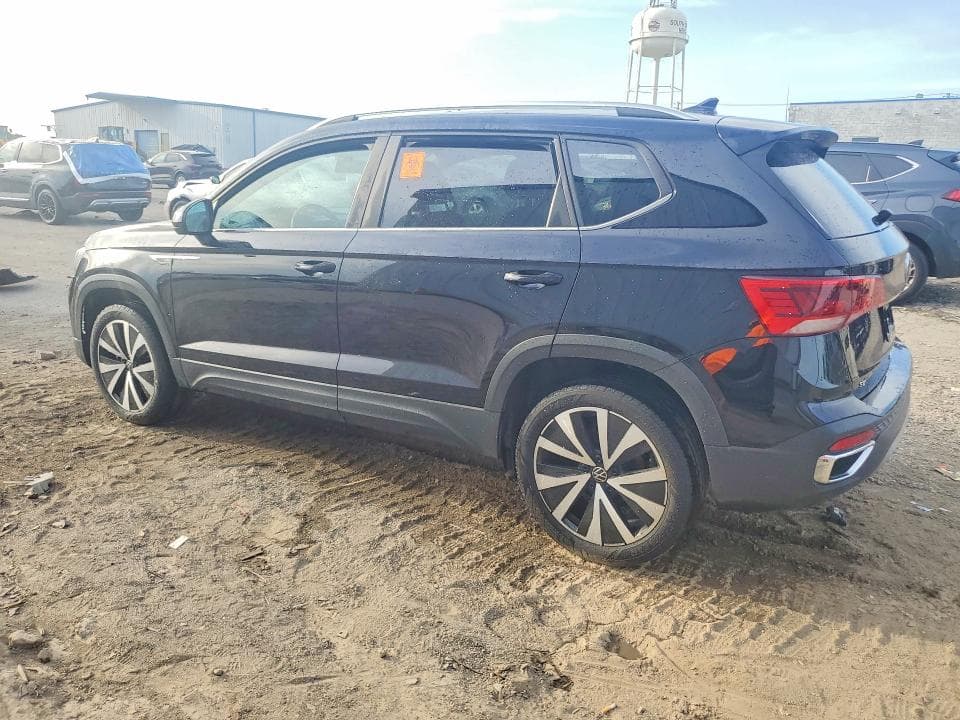 2022 VOLKSWAGEN TAOS SE SE 2
