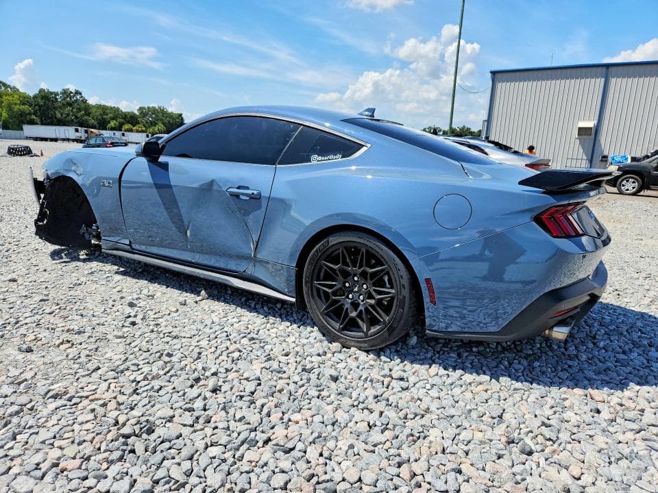 2026 FORD MUSTANG GT 2