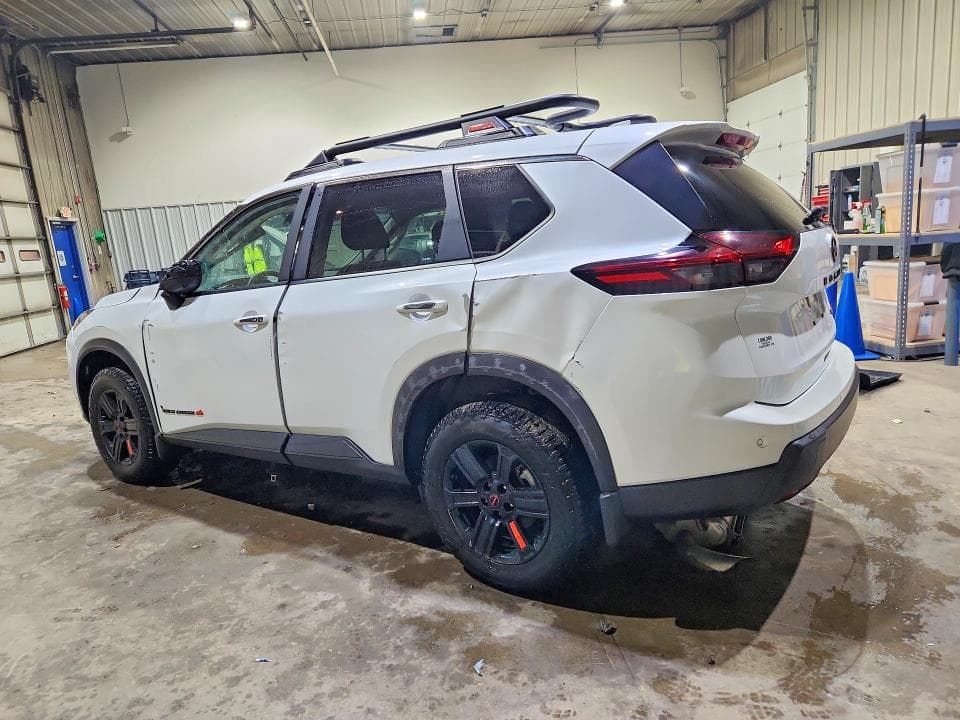 2025 NISSAN ROGUE ROCK CREEK 2