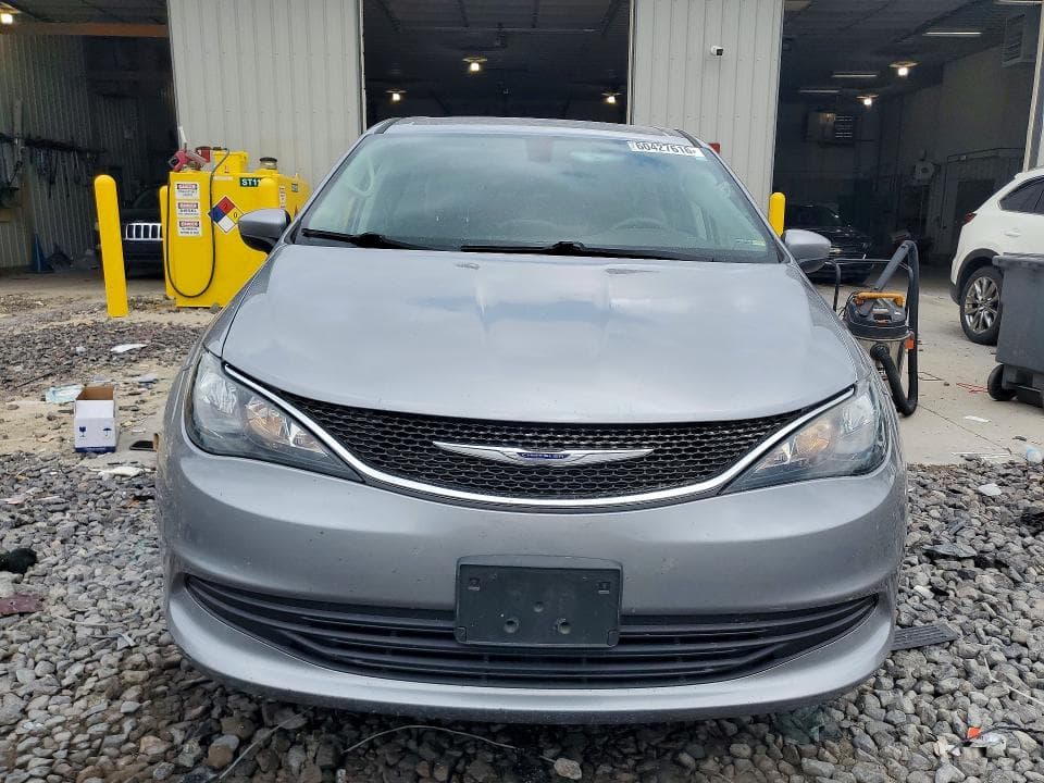 2019 CHRYSLER PACIFICA LX 5