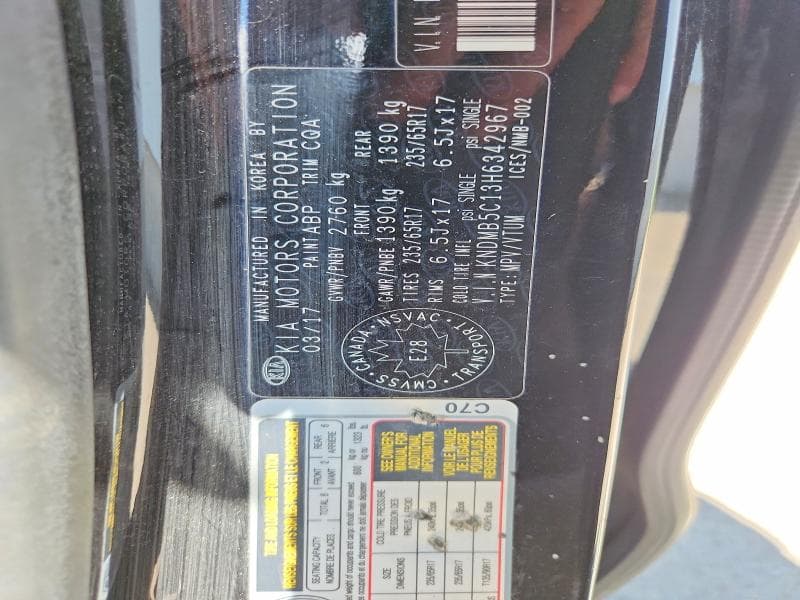 2017 KIA SEDONA LX 13