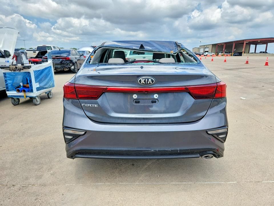 2021 KIA FORTE LXS 6