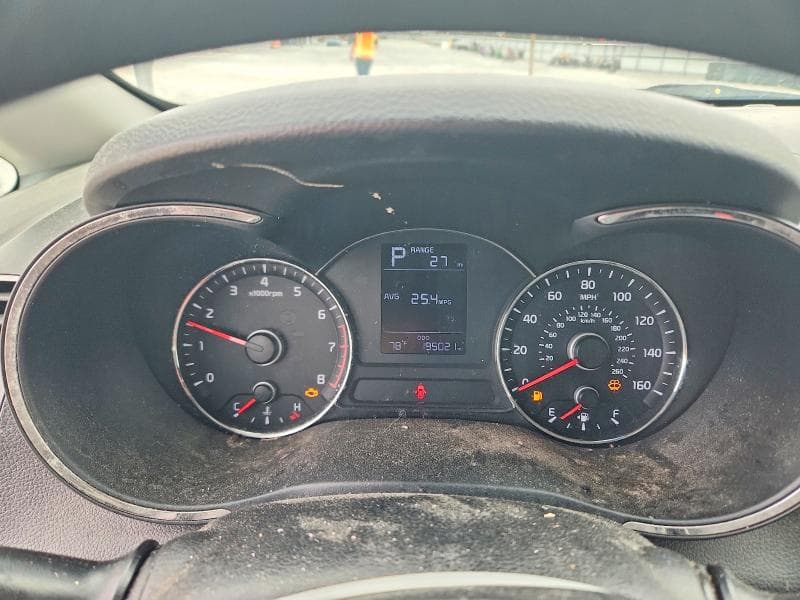 2017 KIA FORTE LX 9