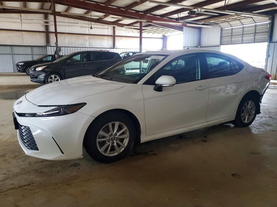 2025 TOYOTA CAMRY LE