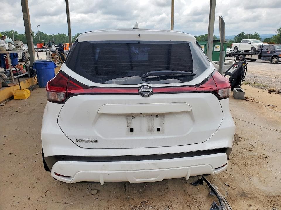 2024 NISSAN KICKS S 6