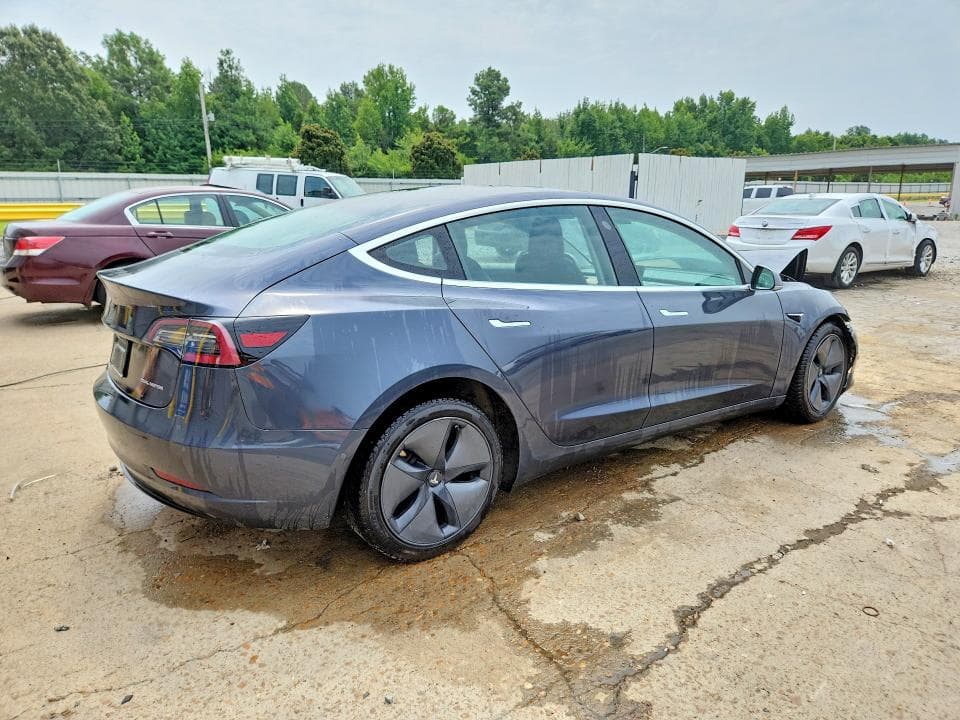 2018 TESLA MODEL 3 3