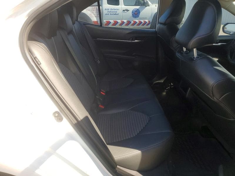 2022 TOYOTA CAMRY SE 10