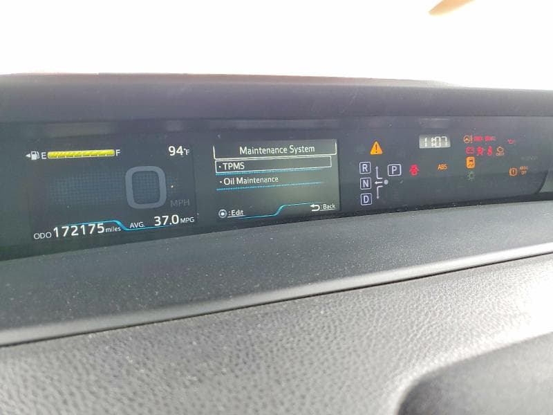 2017 TOYOTA PRIUS TWO 9