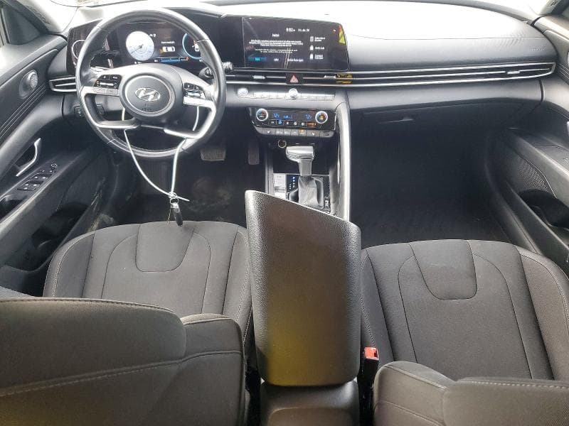 2023 HYUNDAI ELANTRA SEL 8