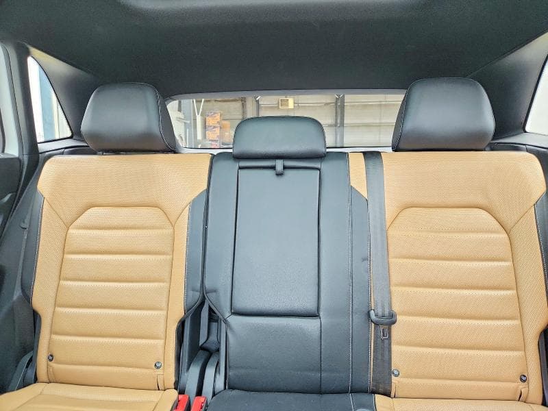 2020 VOLKSWAGEN ATLAS CROSS SPORT SEL PREMIUM R-LINE 10