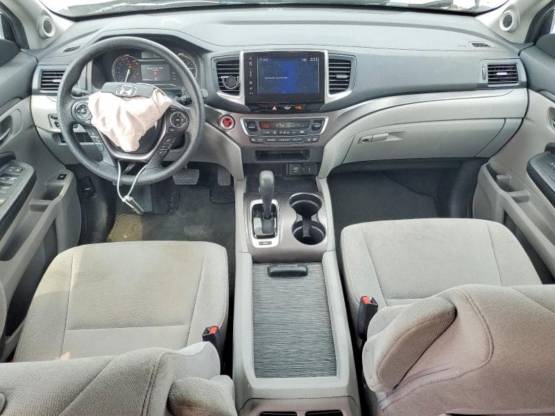 2017 HONDA PILOT EX 8