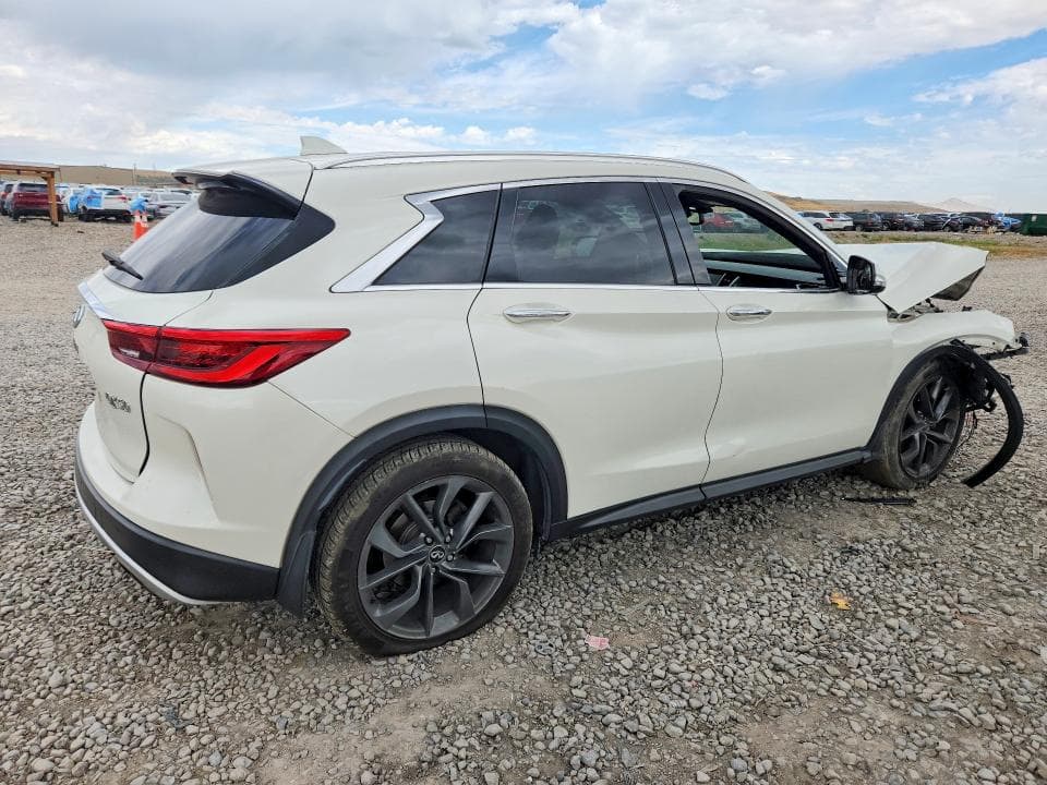 2019 INFINITI QX50 ESSENTIAL 3