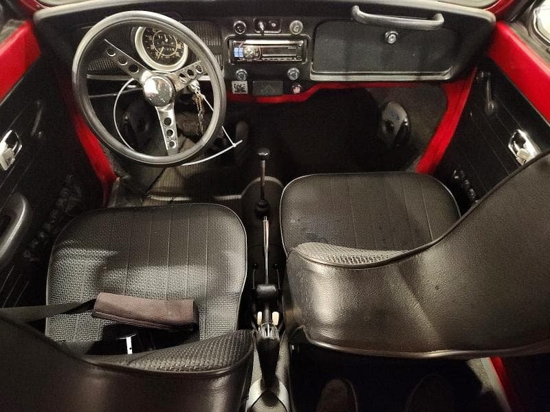 1971 VOLKSWAGEN SUPER BEET 8