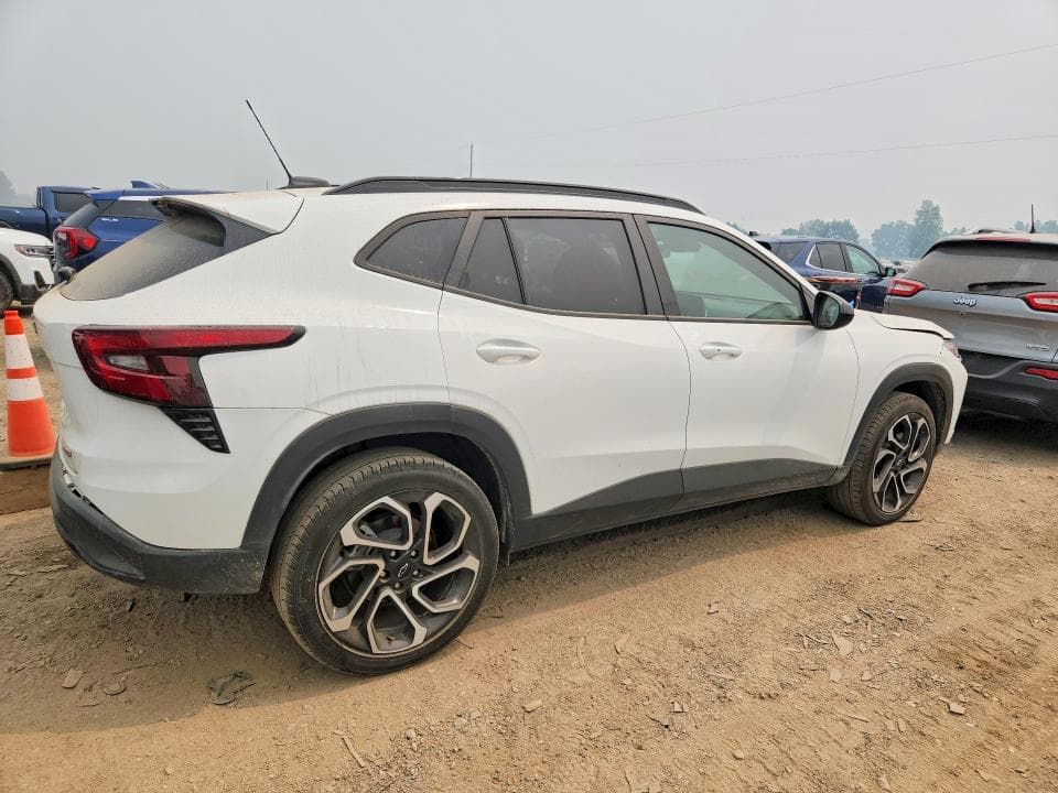 2025 CHEVROLET TRAX 2RS 3