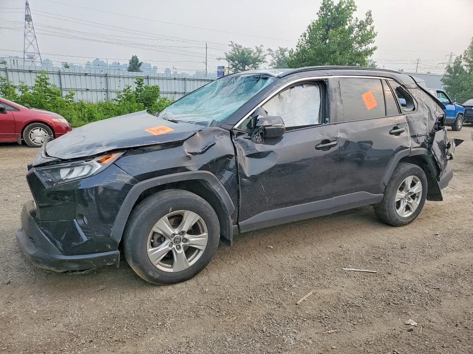 2021 TOYOTA RAV4 XLE - 1