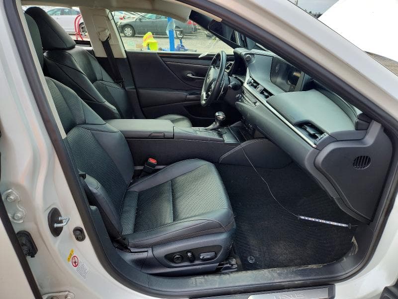 2019 LEXUS ES 300H 7
