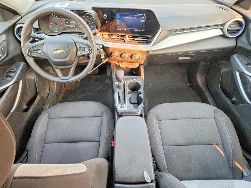 2024 CHEVROLET TRAX LS 8