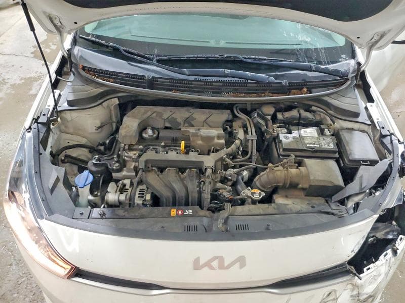 2022 KIA RIO S 11