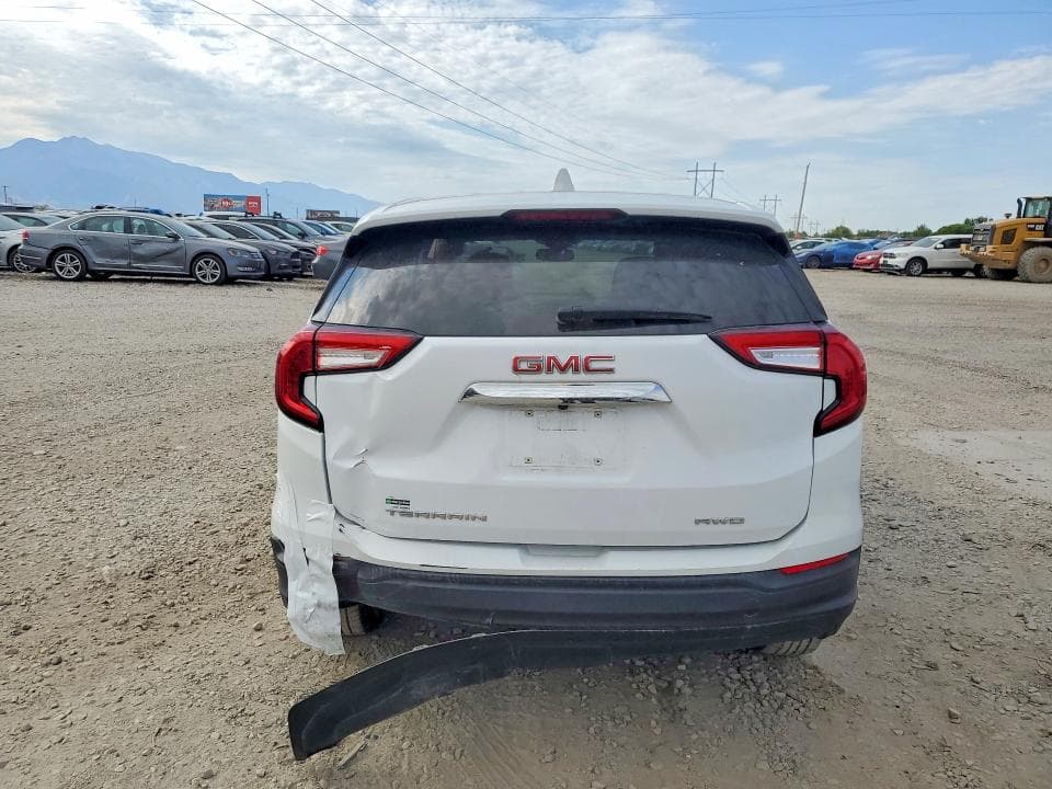 2024 GMC TERRAIN SLE 6