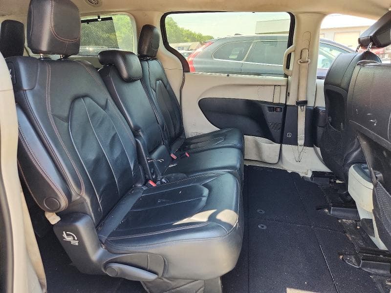 2017 CHRYSLER PACIFICA TOURING L 11