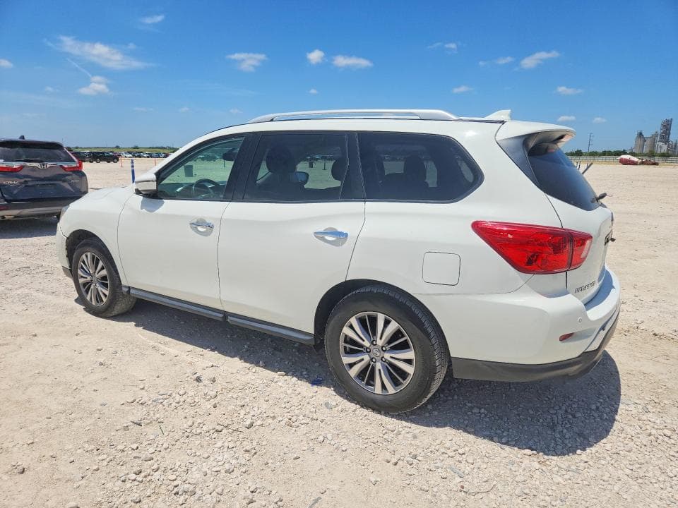 2019 NISSAN PATHFINDER SV 2