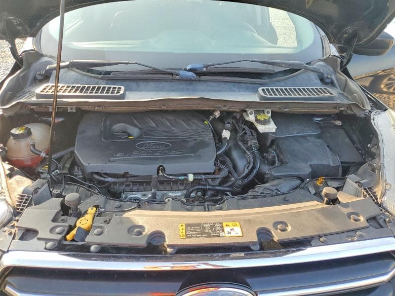 2017 FORD ESCAPE SE 12