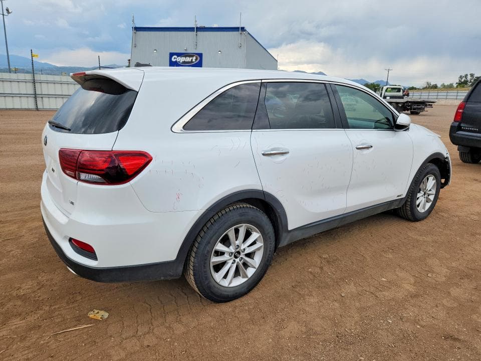 2019 KIA SORENTO LX V6 3