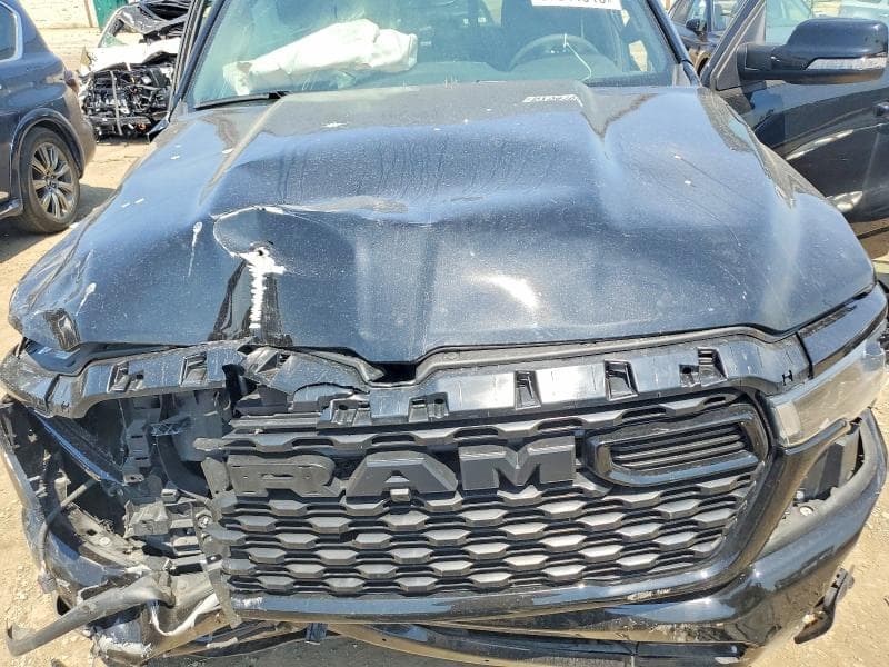 2025 RAM 1500 BIG HORN 11