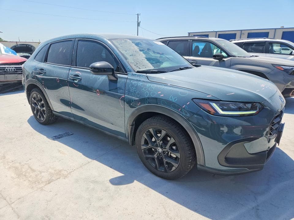 2023 HONDA HR-V SPORT 4