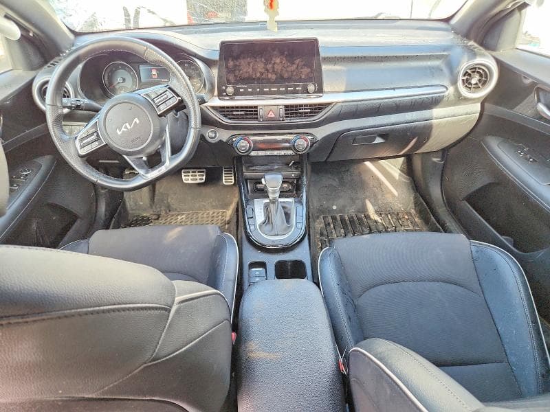 2024 KIA FORTE GT LINE 8