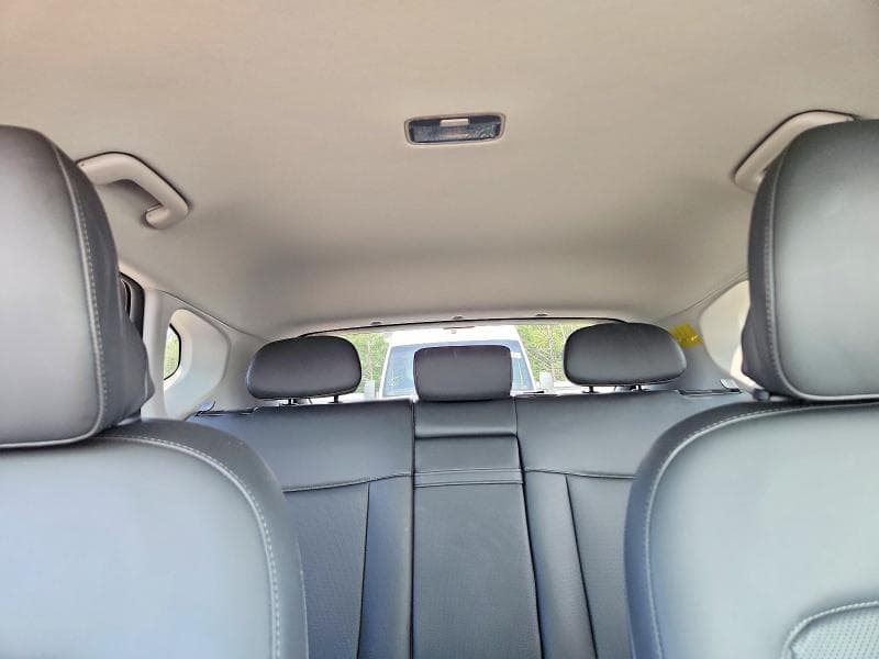 2026 HYUNDAI KONA SEL PREMIUM 10