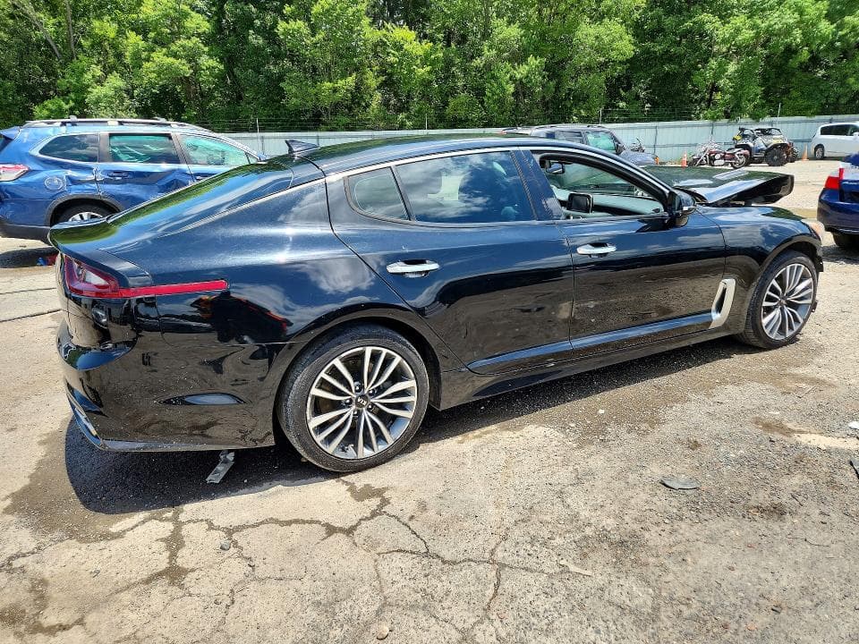 2019 KIA STINGER BASE 3