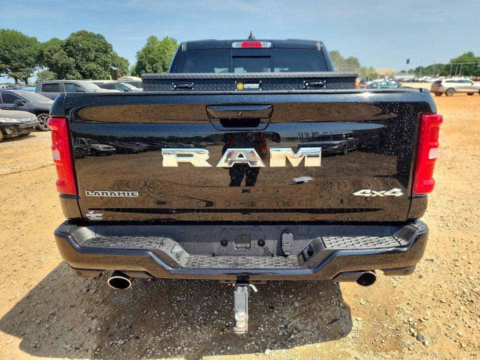 2026 RAM 1500 LARAMIE 6