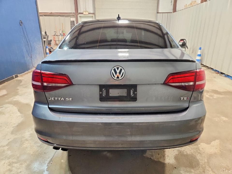 2018 VOLKSWAGEN JETTA SPORT 6