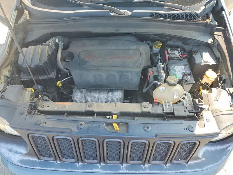 2017 JEEP RENEGADE TRAILHAWK 12
