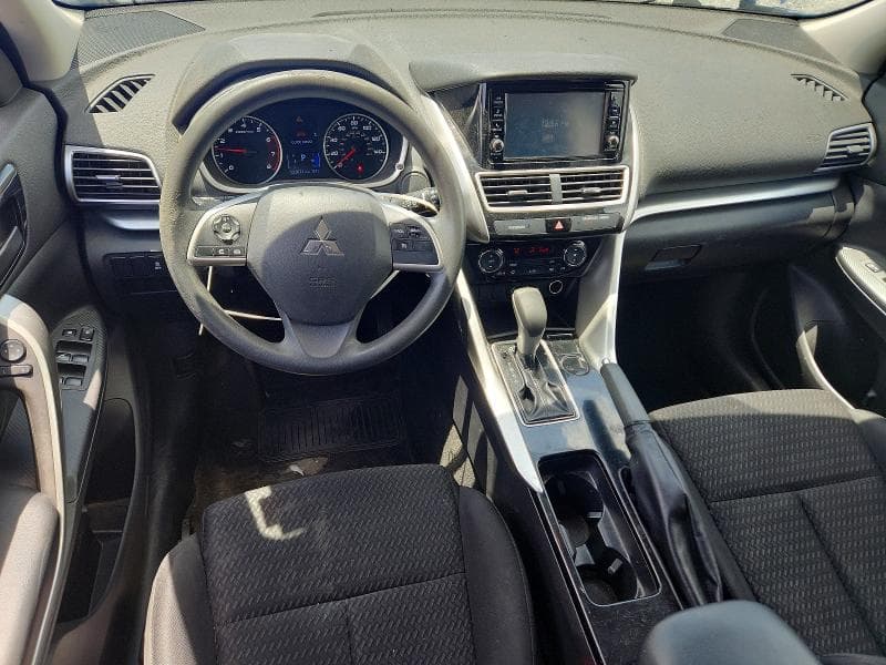 2020 MITSUBISHI ECLIPSE CROSS ES 8
