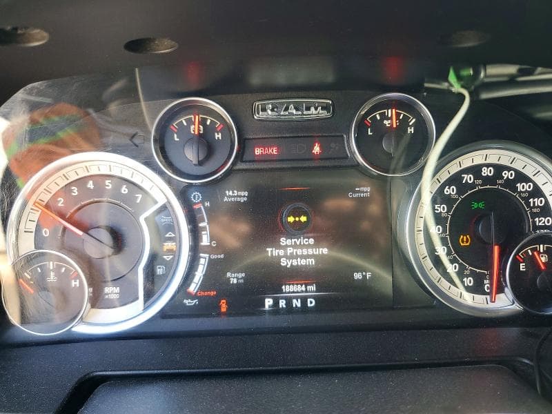 2017 RAM 1500 LARAMIE 9