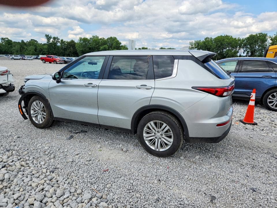 2024 MITSUBISHI OUTLANDER ES 2